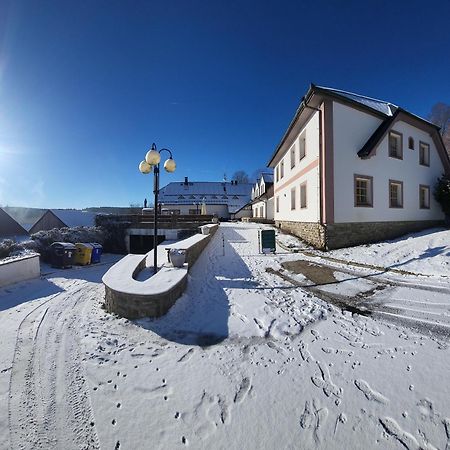 Hotel Zlaty Potok Nicov  Exterior foto